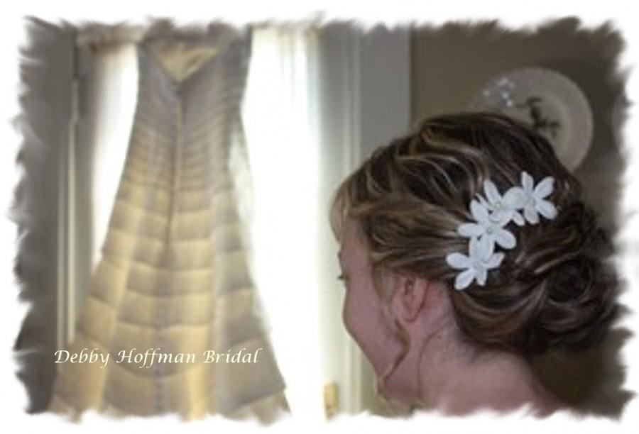 Wedding - Bridal Hair Flowers, Floral Wedding Hair Pins, Wedding Ivory Hair Flower Pins, Set of 6, Stephanotis Hair Flowers, Ivory Floral Bobby Pins
