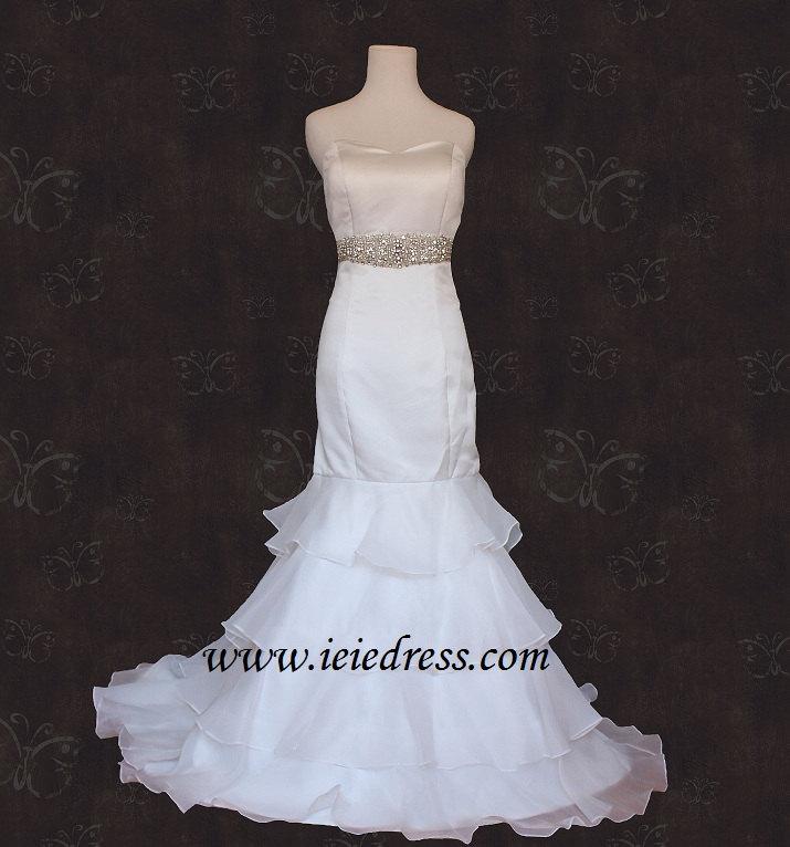 Wedding - Layered Mermaid Wedding Dress in Organza Size 12