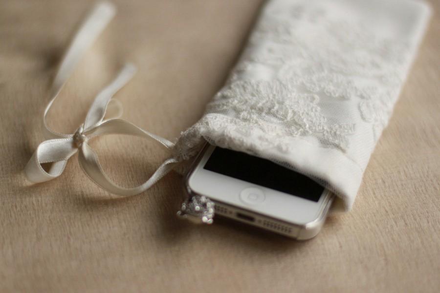 Свадьба - Bride Accessories, Bride Iphone Case, Wedding Phone Pouch, Purse