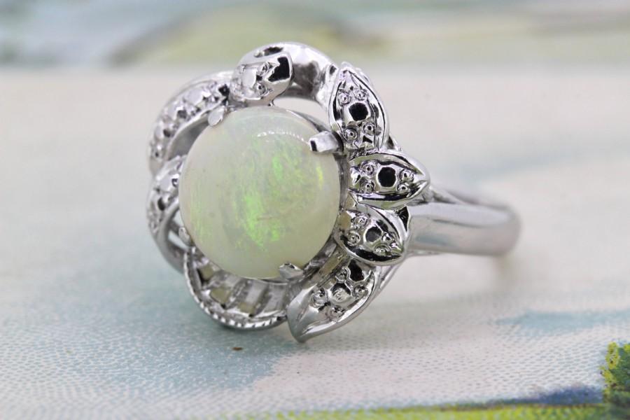 Hochzeit - Vintage Opal Engagement Ring 