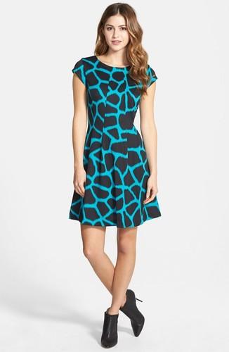 Mariage - Women's 'Antalia' Giraffe Print Dress