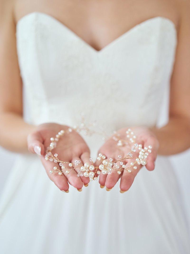 Свадьба - Bridal Hair Wreath 