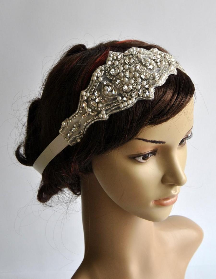 Hochzeit - Crystal Rhinestone & Pearls  flapper Gatsby Headband, Wedding Headband, Wedding Headpiece, Halo Bridal Headpiece, 1920s Flapper headband