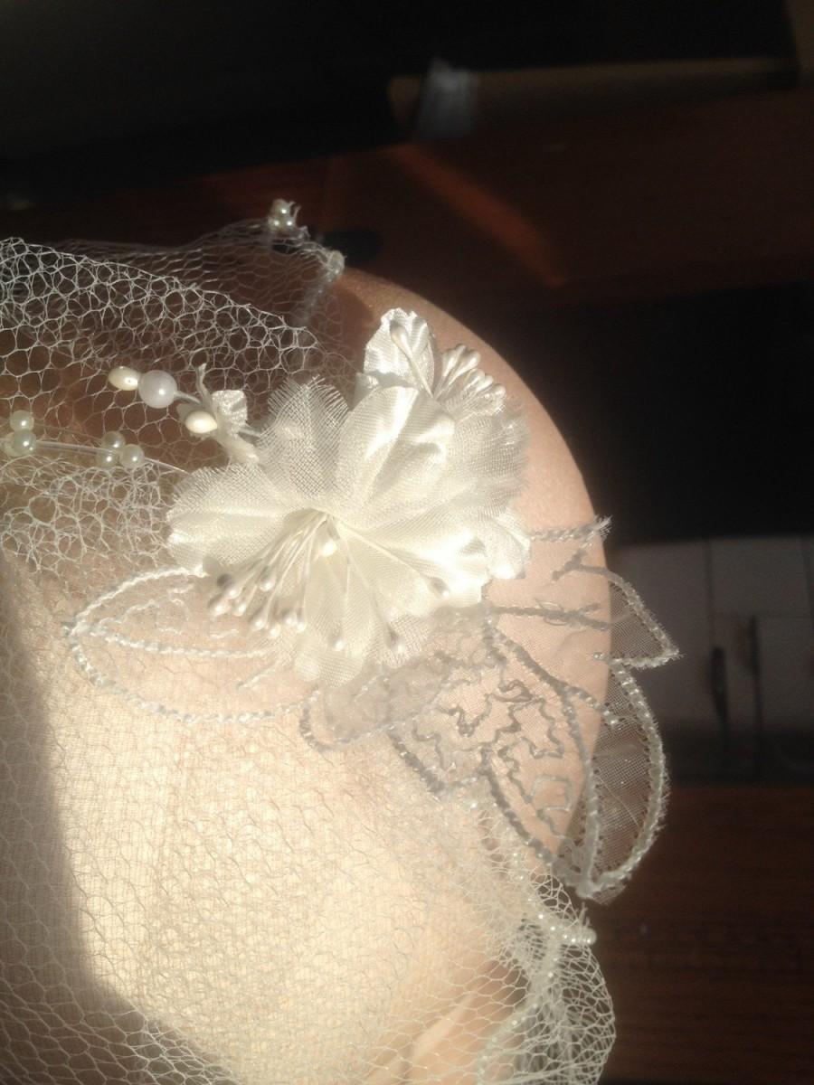 زفاف - Mae Wedding Veil Fascinator with Lace leaves and pearls-- Ivory