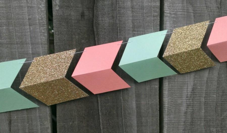 Mariage - Peach, Mint Green & Gold Paper Arrow Garland, Coral, Wedding Garland, Chevron Garland