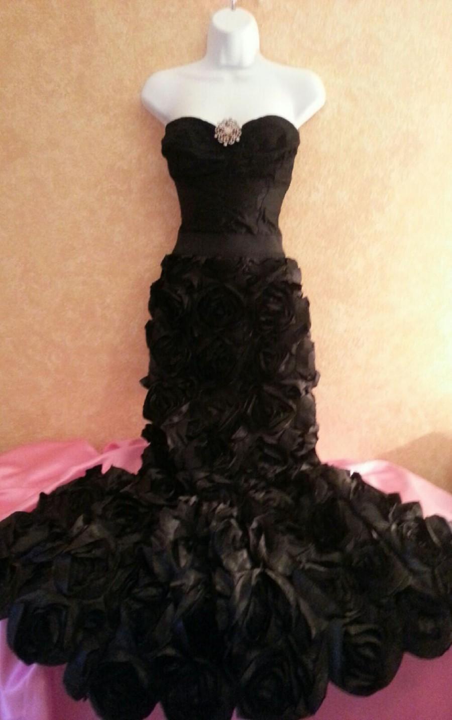 Mariage - Sample Gown Listing / Midnight Rose Jeweled Mermaid Goddess Black Drop Waist Corset Rosette Bridal Wedding Formal Gown