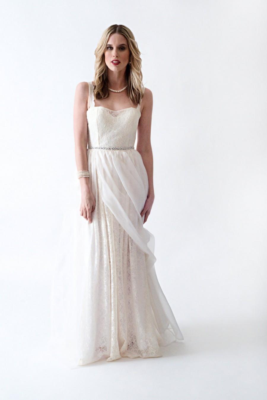 Hochzeit - Fall Sale Ends Nov 30th Princess Boho lace Wedding Dress with straps Organza skirt Gathered Waist