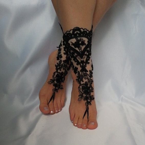 زفاف - Black beach shoes Unique design, gothic bridal sandals, lariat sandals, wedding bridal fusion sandals , sexy tribal , free ship halloween