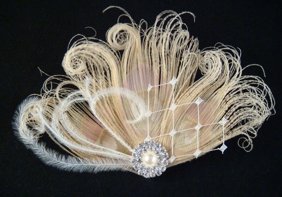 Свадьба - Peacock Wedding Bridal Hair Clip / Bridal Ivory Peacock Feather Hair Clip with pearl and rhinestones / peacock feather fascinator