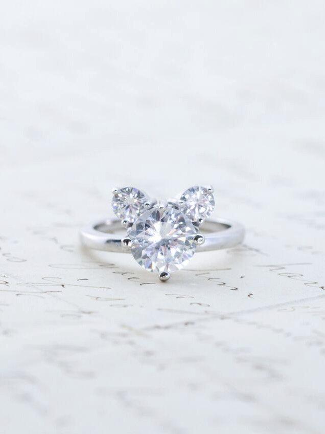 زفاف - Mouse Engagement Ring - Sterling Silver Ring - Wedding Ring - Three Stone Ring - Round Cut - Promise Ring