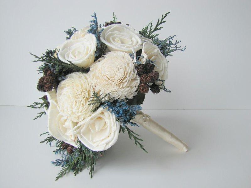 زفاف - Blue and White Winter Bridal Bouquet - Blue Bride's Bouquet- Rustic Bouquet - Woodland bridal bouquet - Wedding Bouquet -Bride's Bouquet