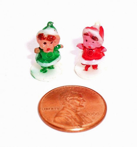 زفاف - Vintage Elf or Pixie - plastic - miniatures 6pcs .... shop closing SALE -- oldstock, holiday, christmas, yule