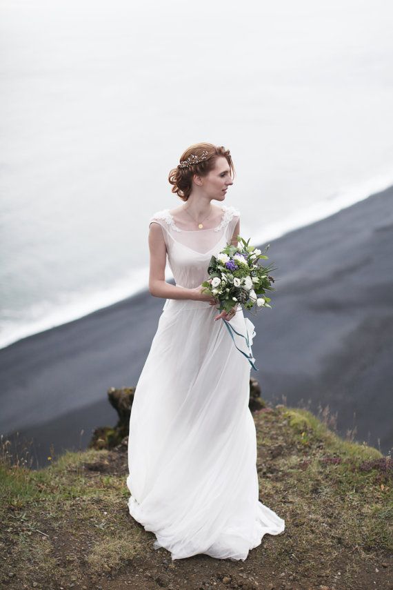 زفاف - Milk Shade Open Back Wedding Dress With Cotton Slip