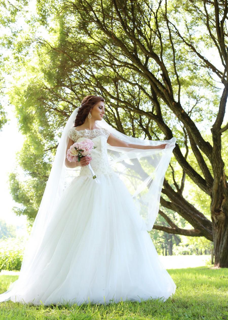 زفاف - Light-As-Air Wedding Dress with Tulle Skirt, Illusion Sweatheart Neckline, Closed Back and Lace Corset Embroidered with Spangles and Sequins