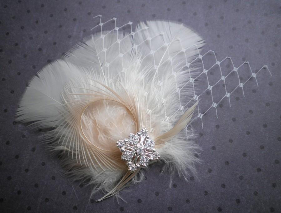Mariage - Bridal, feathered, Fascinator, Head, Piece, Feather, Hair, Clip, Wedding, Accessory, ivory, peach, off white, facinator - IVORY PEACH PRETTY