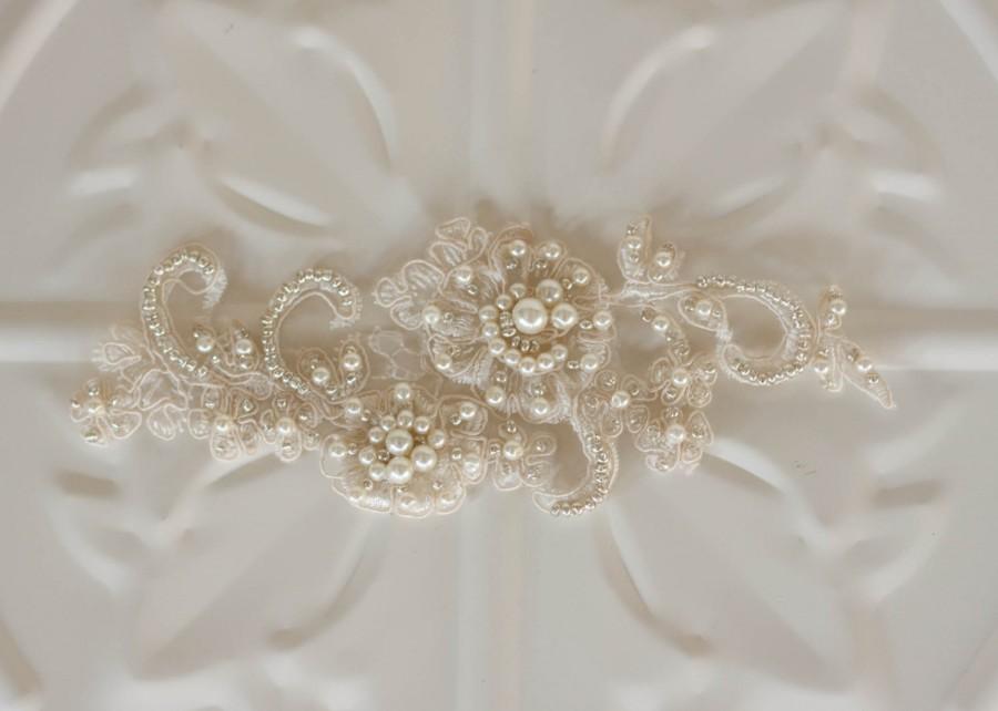 زفاف - Bridal Hair Accessory, Pearl and Lace Bridal hairpiece