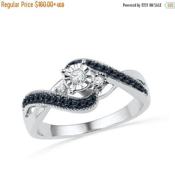 زفاف - 15% OFF Holiday Sale Sterling Silver Diamond Promise Ring, 1/4 CT. T.W. Black and White Diamond Engagement Ring