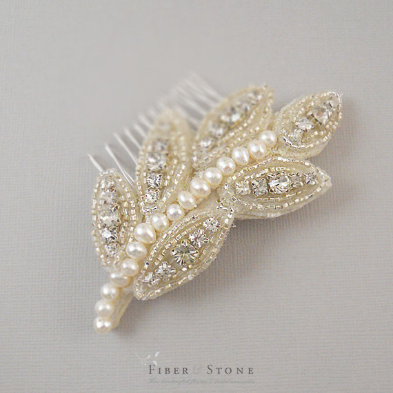 Mariage - Freshwater Pearl Wedding Comb, Pearl Bridal Hairpiece, Pearl Wedding Hairpiece, Pearl Bridal Comb, Pearl , Crystal, Wedding Hair Accessory