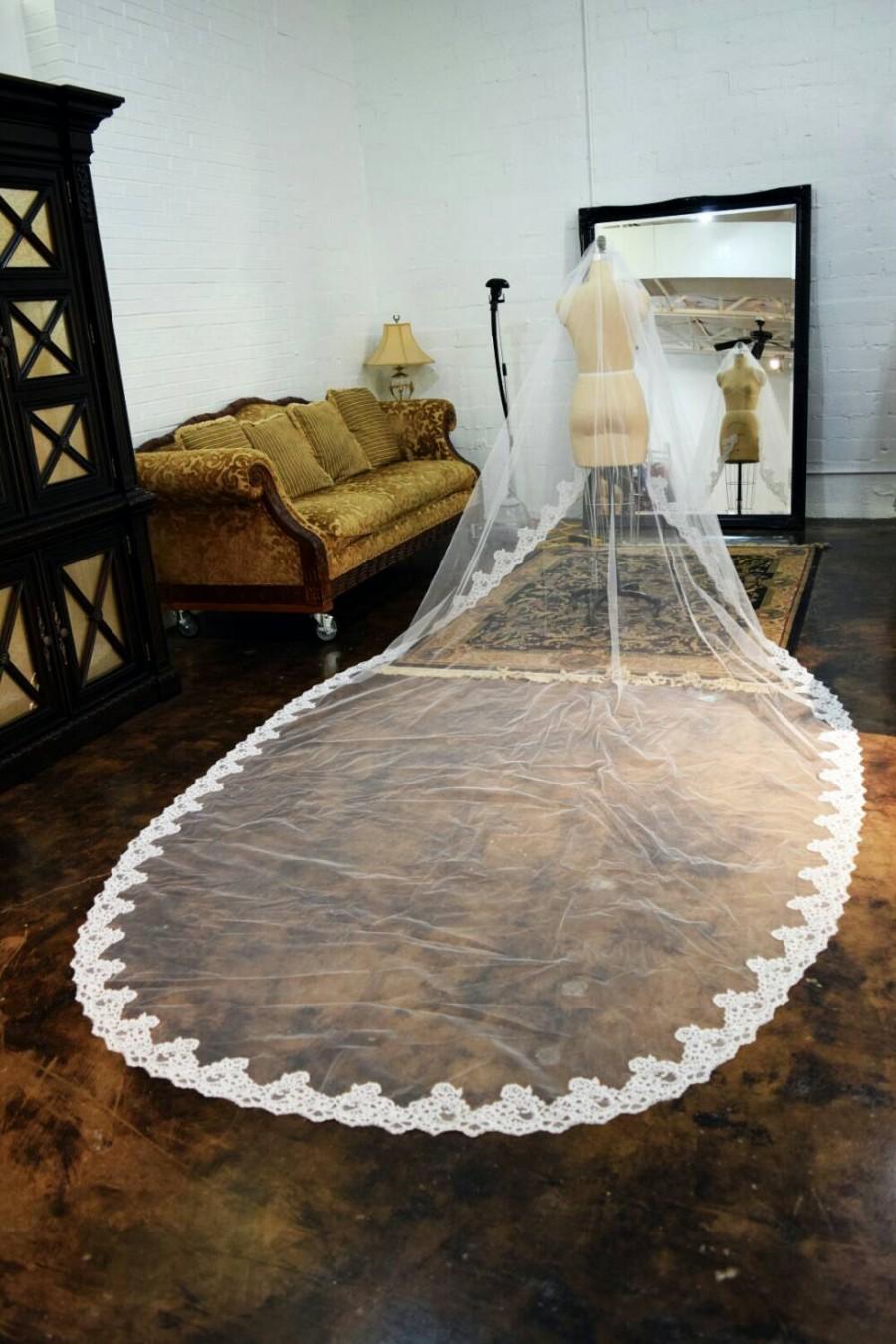 Hochzeit - Long Lace Royal Length Bridal Veil, Lace Veil Wedding Accessories, Long Veil, Dramatic Veil, Lace, Scallop Lace Edge,Made To Order