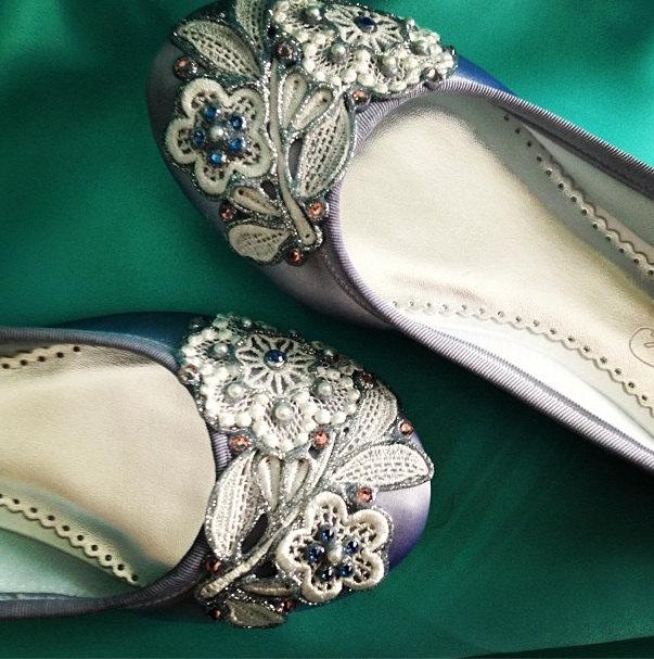 زفاف - Dragonfly French Knot Lace Bridal Ballet Flats Wedding Shoes - All Full Sizes - Pick your own shoe color and crystal color
