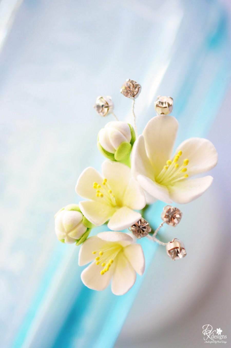 زفاف - Made to Order - White Cherry Blossom Hair Pin with Handwired Rhinestones with Silver Settings