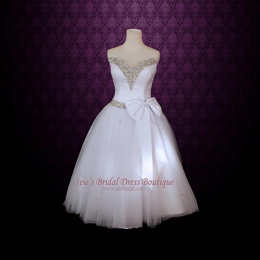 Mariage - Strapless Retro 50s Ballerina Wedding Dress with Jeweled V Neck 