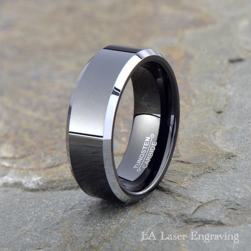 Mariage - Tungsten Wedding Band, Men Tungsten Wedding Ring, Black Tungsten Band, Engagement Ring, Anniversary Ring, Comfort Fit, Silver Beveled Edges