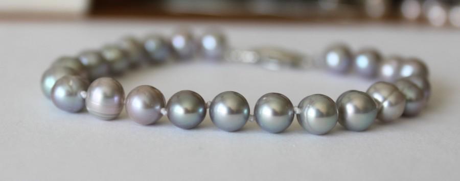 Wedding - Silver grey REAL pearl bracelet,Fresh Water Pearls, hand knotted pearl bracelet, Grey Bridesmaid bracelet, wedding pearl bracelet