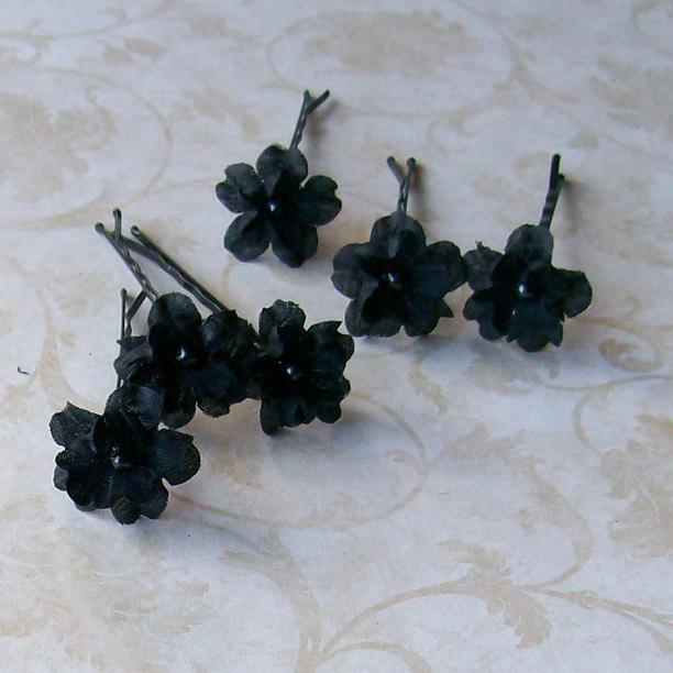 Свадьба - Black Small Flower Hair Pins for Wedding, Prom, Gothic Hair Accessory