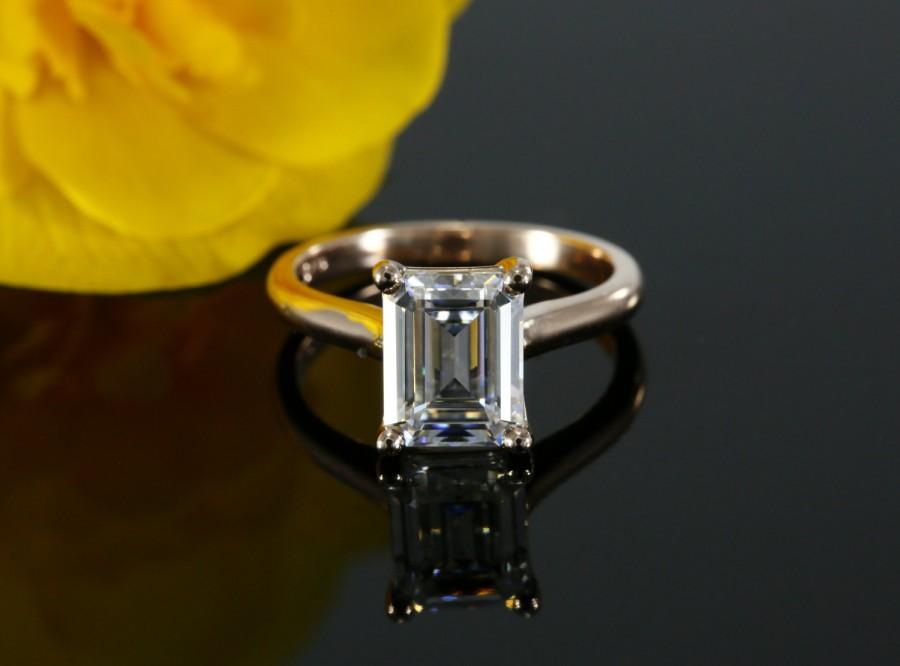 زفاف - 9x7mm Emerald Forever Brilliant Moissanite Solitaire Engagement Ring (available in white gold, rose gold, yellow gold and platinum)