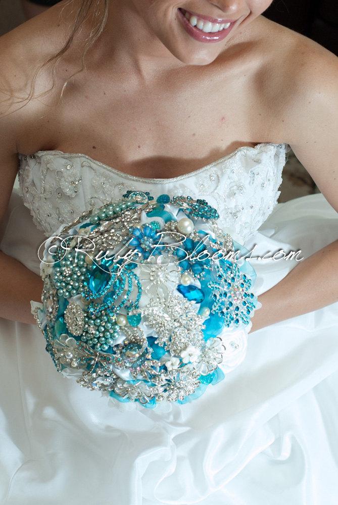 Hochzeit - Turquoise Wedding Brooch Bouquet. Deposit "Sky Blue" Jewelry Blue Wedding, Bling Brooch Bouquet. Cornflower Blue Bridal broach bouquet