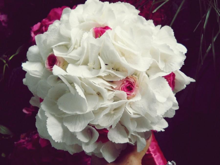 Mariage - Bridal Bridesmaid Bouquet, Fresh White Hydrangea and Tros Roses, Bohemian Style Fairy Tale Wedding Flowers