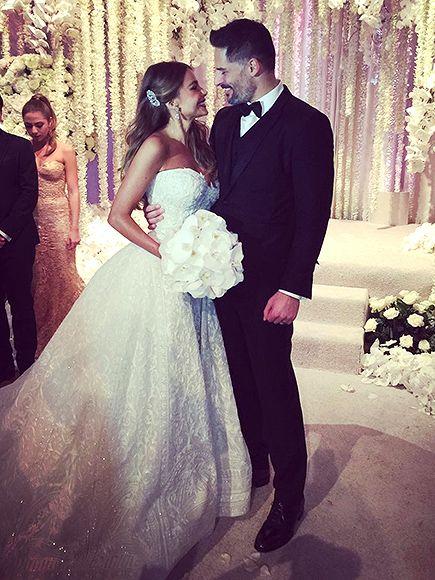 Hochzeit - Sofia Vergara And Joe Manganiello Tie The Knot In Palm Beach Ceremony