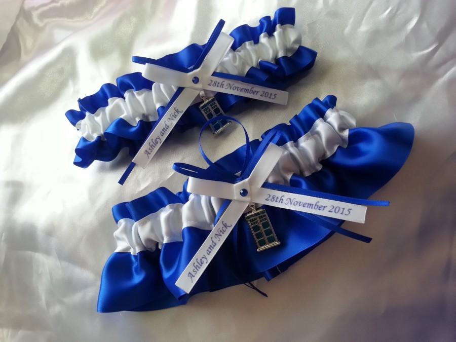 Свадьба - Police Box personalized royal blue and white Wedding Garter set
