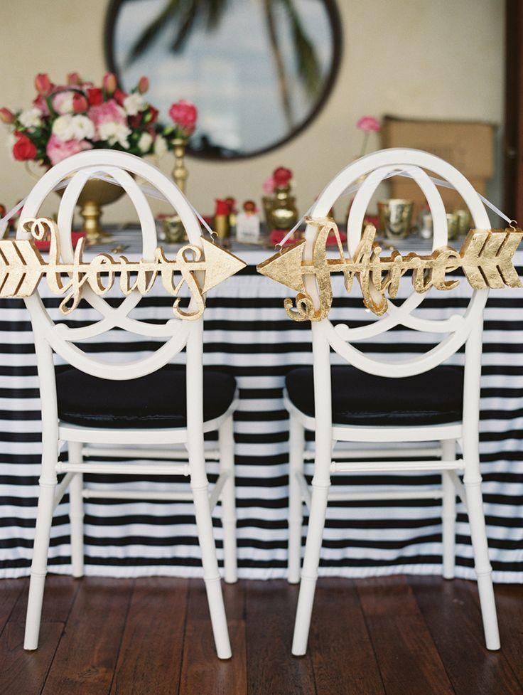 Hochzeit - The Sweetest Sweetheart Chairs We've Ever Seen