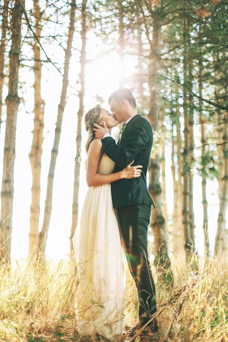 زفاف - 30 Couple Moments That Must Be Captured At Your Wedding