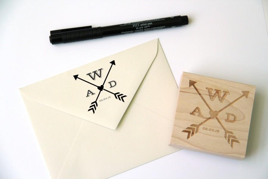 Свадьба - Tribal Arrow Wedding Stamp, Custom Wedding Stamp, Monogram, Initials & Date, Tribal Arrow Save The Date, Invitation Stamp