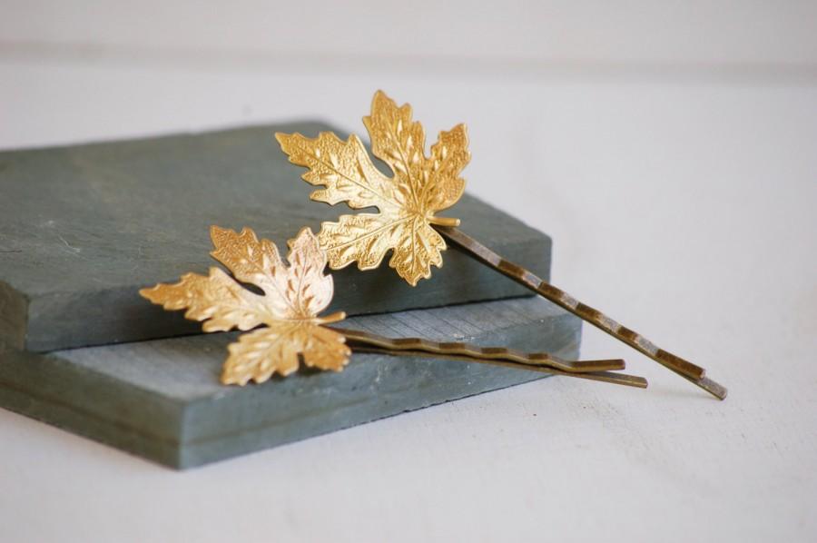 Mariage - Gold LEAF Bobby Pins Garden Woodland Wedding Boho Nature Whimsical Maple Leaf Autumn Canada