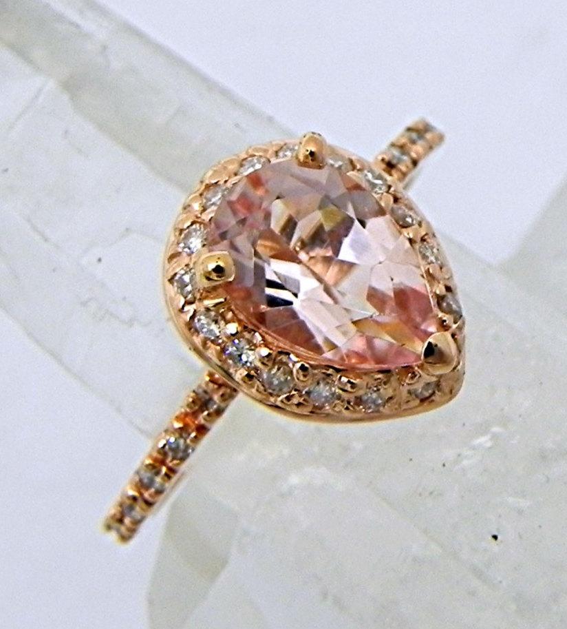 زفاف - 9x6mm  1.54 Carat AAA Pear shape Natural untreated Salmon Peach Morganite in 14K Rose gold Engagement ring set with .30cts of diamonds.