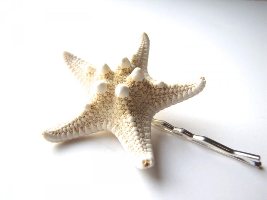 Свадьба - White Starfish Hair Pin, Beach Wedding Bobby Pin, Knobby Star Fish