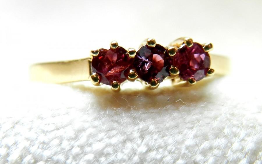 Hochzeit - Sapphire Ring 18K Pink Sapphire Three Stone Alternative Engagement Ring, 18K Stacking Ring Valentines Day Gift
