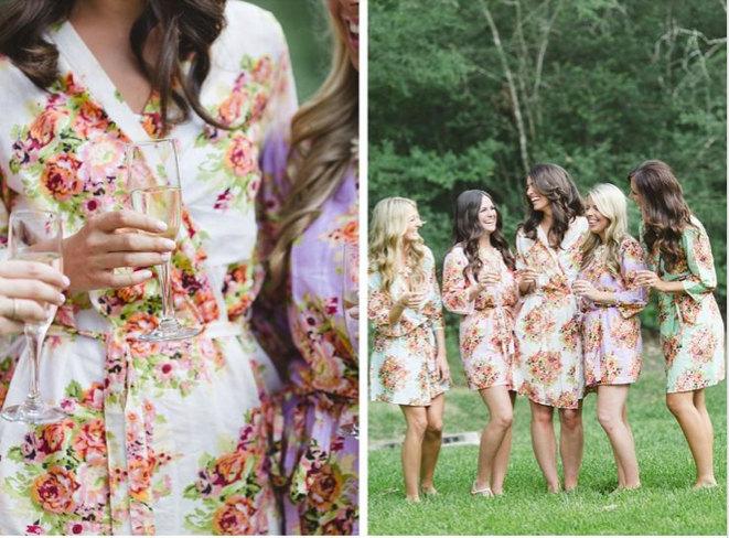 Hochzeit - Mix and Match Bridesmaids Robes. Set of 5. Kimono Crossover Robes. Bridesmaids gifts. Getting ready robes. Bridal Party Robes. Floral Robes