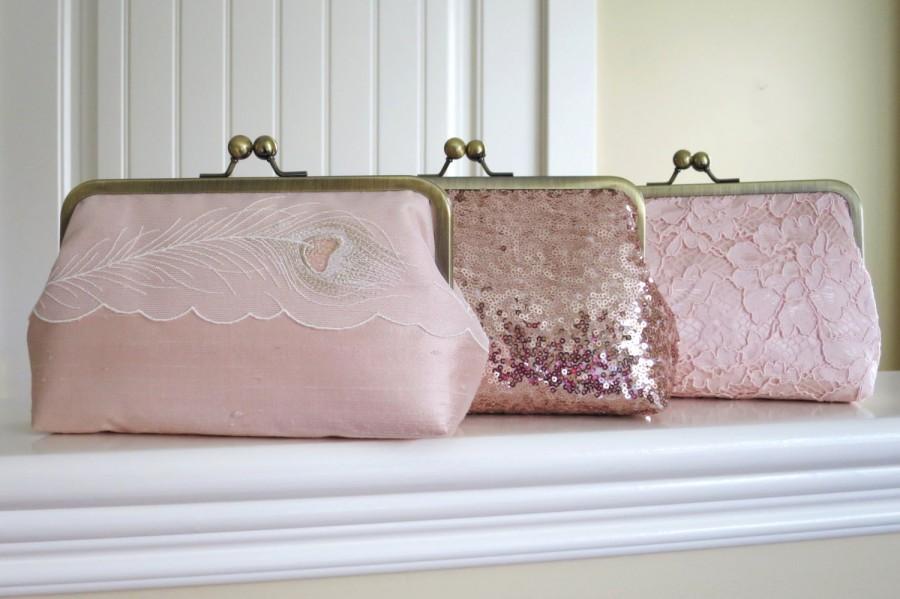 Свадьба - SALE,Mis Matched Bridesmaid Clutches In Blush,Bridal Accessories,Wedding Clutch,Bridal Clutch,Bridesmaid gift,Personalized Clutches
