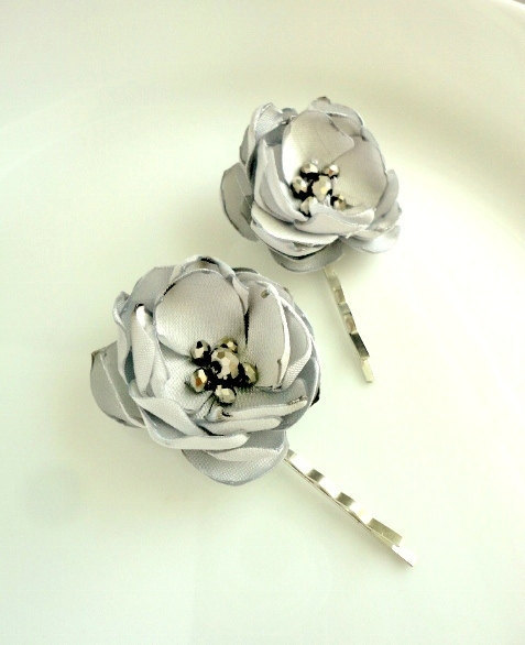 Hochzeit - 2 Small Silver Floral Hair Pins for Women and Girls, Grey Holiday Bobby Pins, Silver Christmas Hair, Small Flower Hairpin, Hair Accessory