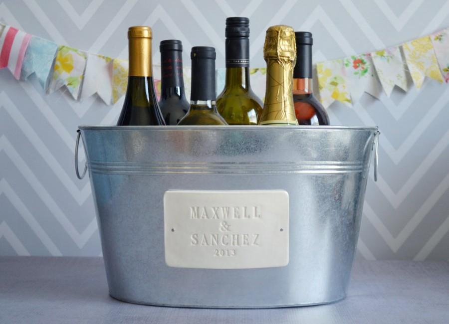 Hochzeit - Personalized Wedding Gift - Large Champagne Tub with First Names