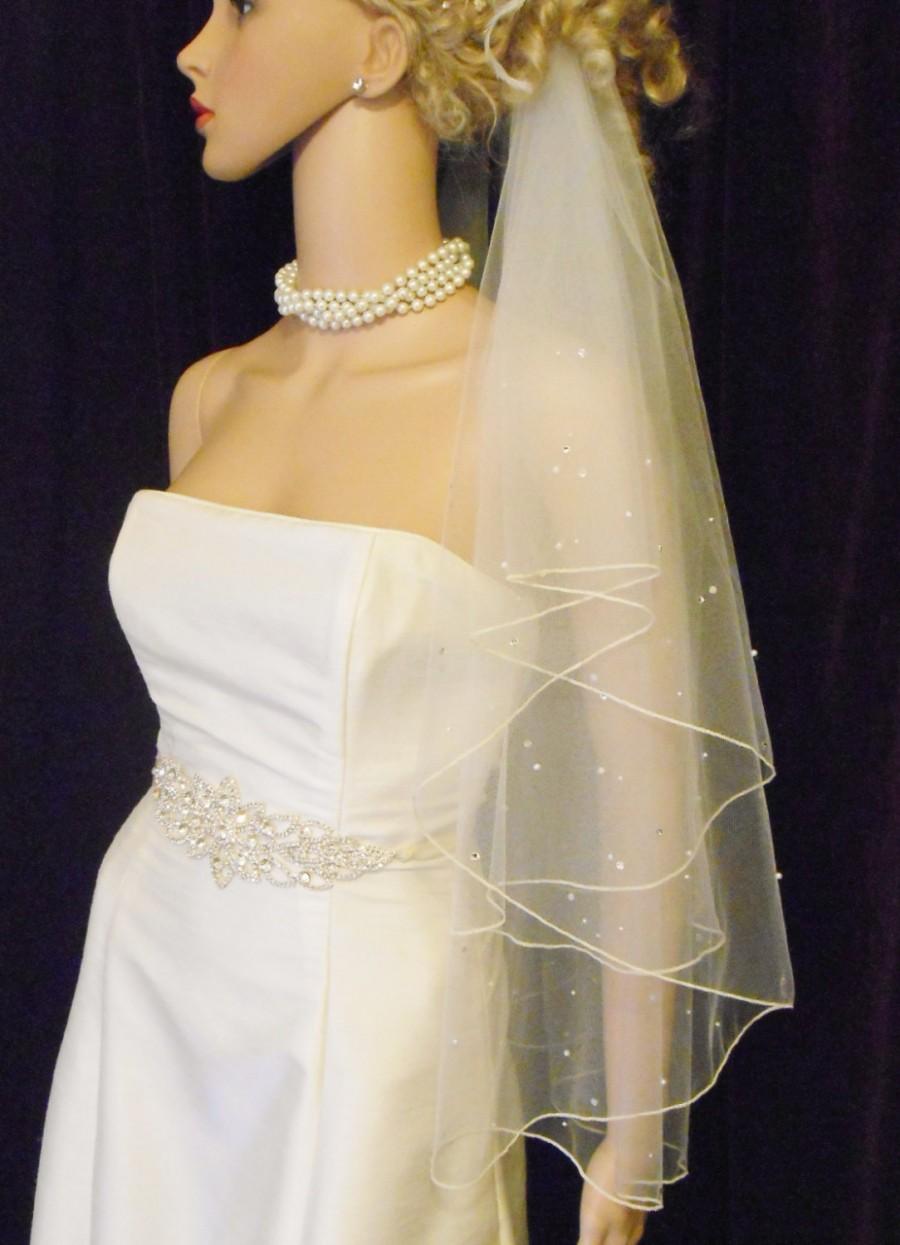 Hochzeit - Fingertip Crystal and Pearl Infinity  VEIL , 2 Layer,  Circular Infinity Cut