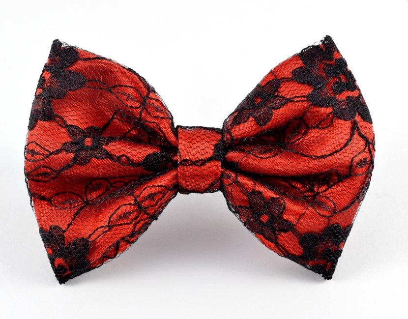 Mariage - Lace Hair Bow, Gothic Hair Bow, Gothic Lolita, Red Bow, Lace Bow, Red and Black Bow, Gothic Wedding, Flower Girl Bow, Bridesmaid Hair Bow