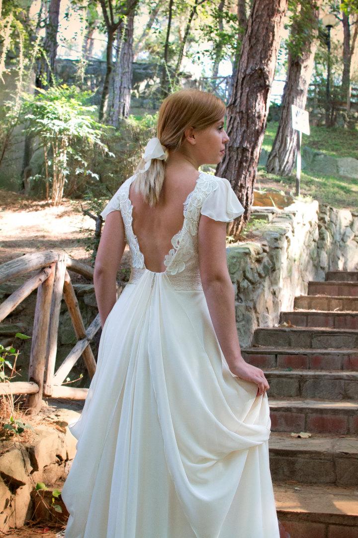 Mariage - Grecian Long Wedding Gown Ivory-Cream Wedding Dress Lace and Chiffon  Bridal Gown - Handmade by SuzannaM Designs