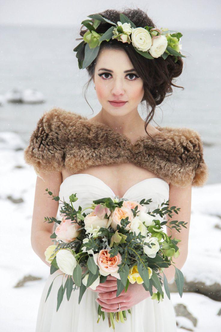 Hochzeit - Romantic Winter Themed Bridal Hairstyles -