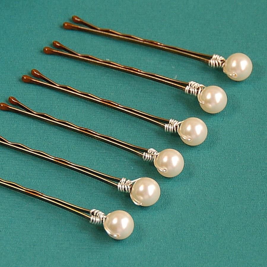Свадьба - Pearl Bobby Pins, Ivory Pearl Hair Pins, 8 mm Swarovski Crystal Pearls on Bronze Bobby Pins, Set of 6 Pins, Pearl Bobby Pin, Bridal Hair Pin